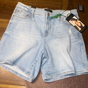 Ladies Rachel Roy shorts